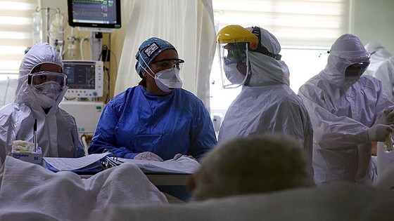 COVID-19'da 18 bin 762 yeni vaka, 176 ölüm