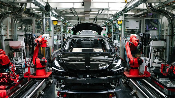 Tesla'dan 4.5 milyar Euroluk İspanya hamlesi