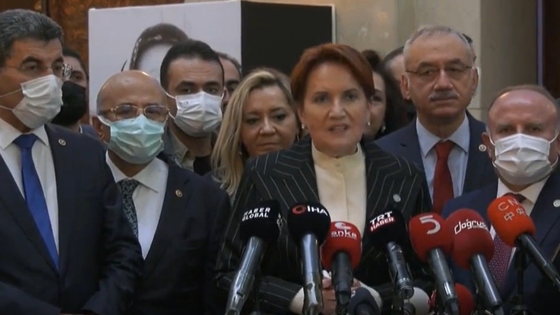 Akşener'den OHAL uyarısı