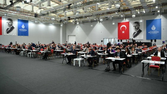 İBB Meclisi'nden 235 milyon lira iç borçlanmaya onay