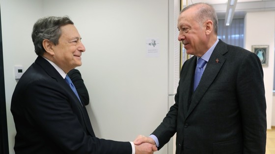 Draghi: Fransa, İtalya ve Türkiye yeniden bir araya gelecek