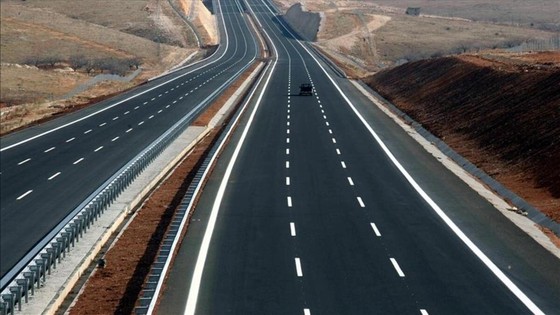 İki otoyol ihalesinin detayları belli oldu
