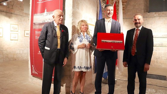 "Konstantiniyye'den İstanbul'a" sergisi Hırvatistan'da