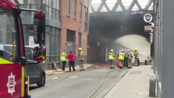 Londra'daki yangın kontrol altında