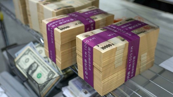 Japonya'dan 24 yıl sonra döviz piyasasına müdahale