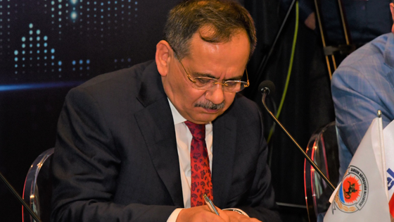 Başkan Demir, ‘Büyükşehir Başkanlar Sözleşmesi’ni imzaladı