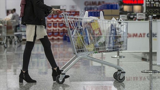 "Karar küçük esnafı daha da küçültecek"