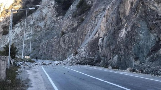 Zigana Dağı'nda heyelan