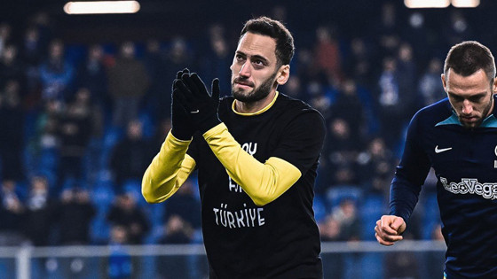 Çalhanoğlu, ödülünü depremzedelere adadı
