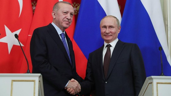 Putin'in Türkiye ziyareti ertelendi