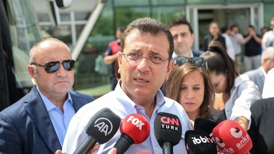 İmamoğlu: Siyasal anlamda çok güçlü ve farklı adımlara ihtiyaç var