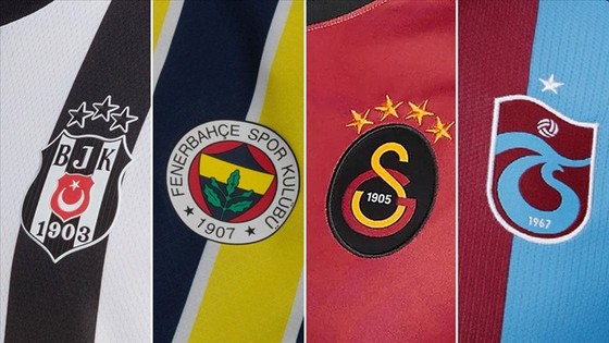 Galatasaray hem sahada hem borsada zirvede