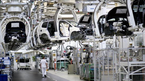 ABD'de ISM imalat endeksi sürpriz yaptı