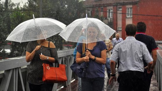 Meteoroloji'den İstanbul dahil çok sayıda il için uyarı: Tarih verildi, kuvvetli olacak
