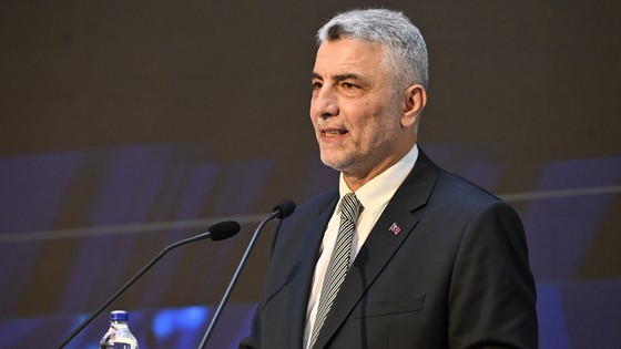 Bakan Bolat: Katar ile 5 milyar dolarlık ticaret hacmi hedefliyoruz
