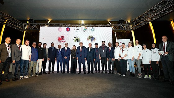 Kilis mutfağı tanıtımında mânideki gibi “şıhılmahşe/yedik vallahi doyduk”