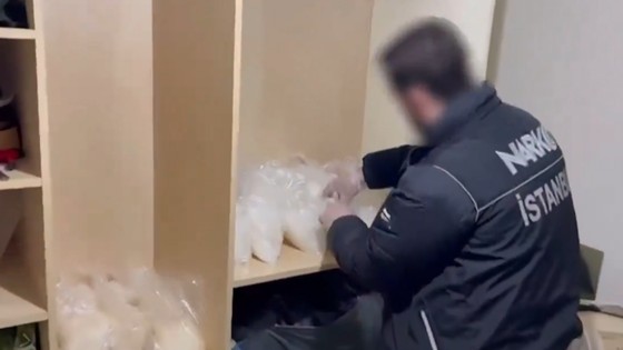 8 kentte operasyon: 1.7 ton uyuşturucu ele geçirildi