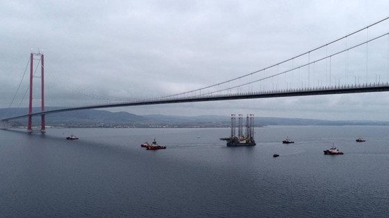 Çanakkale Boğazı'nda gemi trafiği askıya alındı