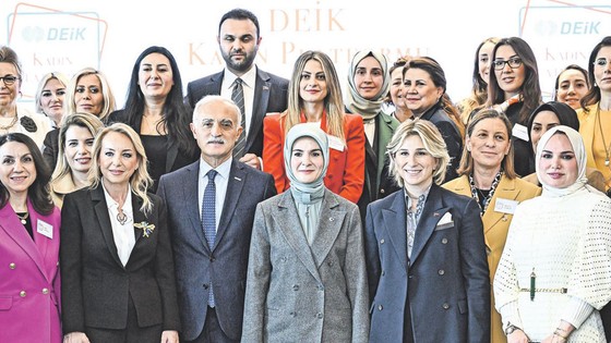 Kadınlar yeni düzenin etkin aktörleri olacak