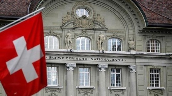 İsviçre Merkez Bankası'ndan 'belirsizlik' vurgusu