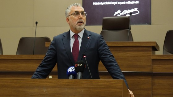 Bakan Işıkhan'dan uzaktan ve esnek çalışma modellerine ilişkin açıklama