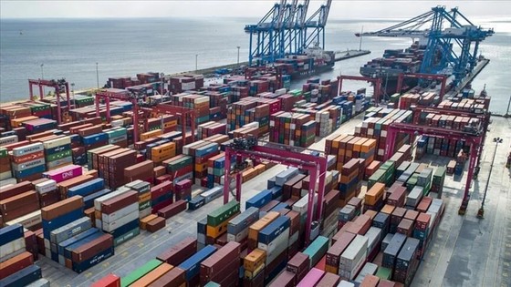 Çin ile Rusya’nın ticaret hacmi 240 milyar dolara çıktı