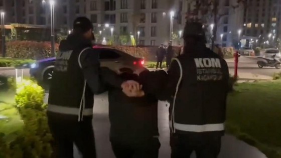 Kırmızı ve sarı bültenle aranan zanlı "Mahzen-27" operasyonuyla yakalandı