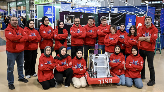Texas'taki robotik dünya şampiyonasında 9 Türk takımı ödül kazandı