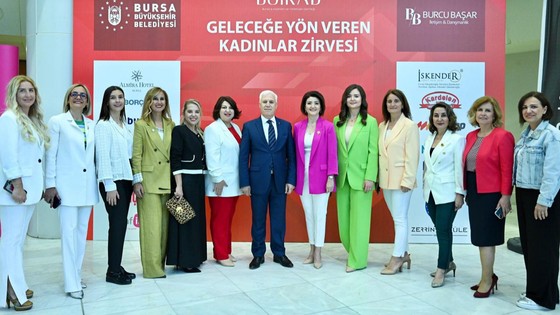 'Geleceğe Yön Veren Kadınlar' Bursa'da buluştu