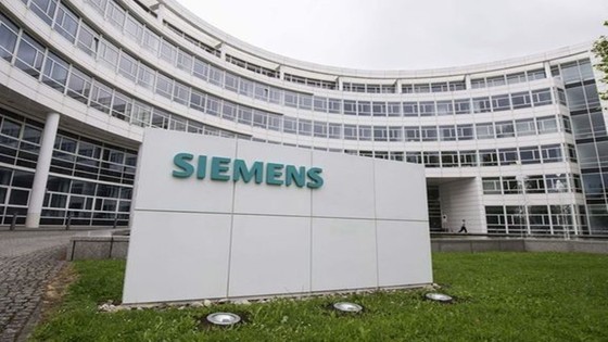 Siemens'ten 10,6 milyar dolarlık adım: Yazılım şirketi satın alıyor