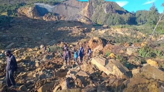 Papua Yeni Gine'de felaket: 100 kişinin öldü