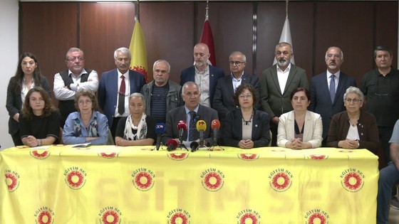 Eğitimcilerden yeni müfredata karşı boykot kararı
