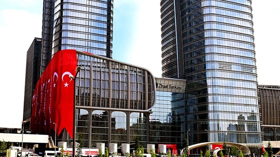 Ziraat Katılım, İFM’deki yeni genel merkezine taşındı