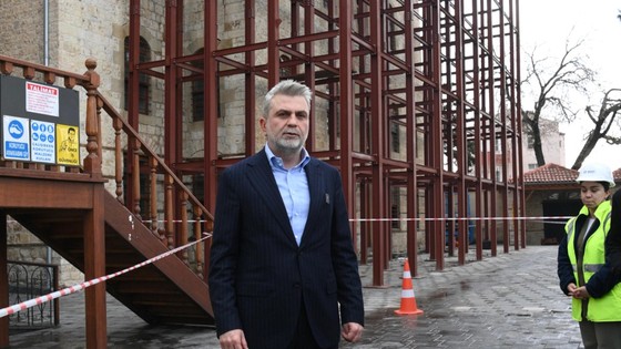 Başkan Görgel, “250 Yıllık Tarihi Yapı ayağa kaldırılacak”