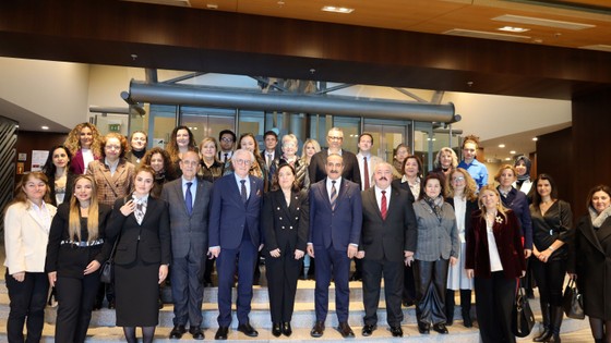 EİB, kadın girişimcileri ihracatçı yapacak
