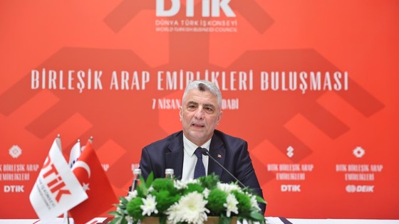 Bakan Bolat, BAE’de iş insanlarıyla buluştu