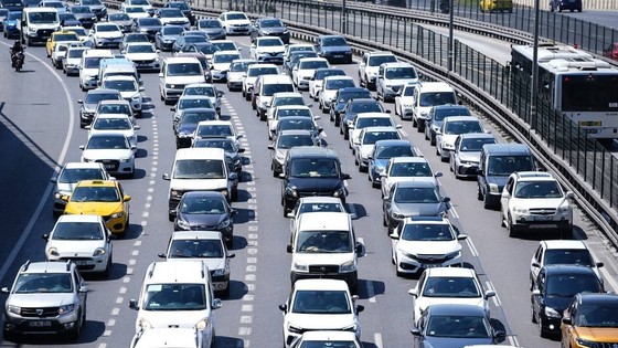 Trafikteki elektrikli otomobil sayısı bir yılda 2 katına çıktı