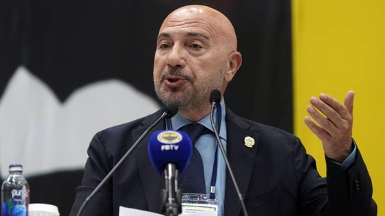 Hakan Bilal Kutlualp, Fenerbahçe başkanlığına adaylığını açıkladı