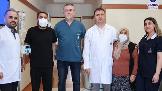 SANKO Üniversitesi Hastanesi'nde anneden oğluna ikinci hayat
