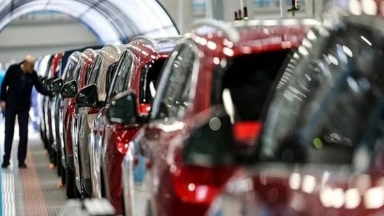 Bayram öncesi ikinci el araç piyasasında yoğunluk: Fiyatlar ve talep arttı