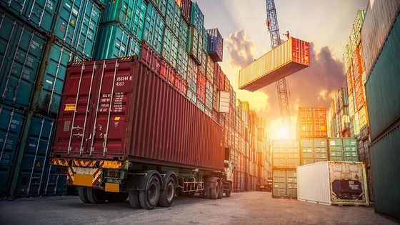 ABD'nin ticaret açığı keskin şekilde arttı