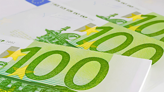 ECB üyesi Stournaras: Euro'nun yükselişi endişe verici değil