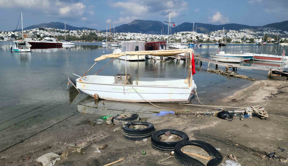 Deprem fırtınasının ardından Bodrum’da tedirgin eden çekilme - Resim : 1