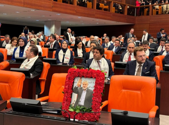 Mahmud Abbas: Gazze'ye gitme kararı aldım - Resim : 1