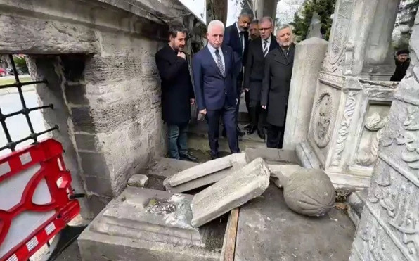 İBB'den Şehzadebaşı Camii'ne zarar verildiği iddialarına yanıt geldi - Resim : 1