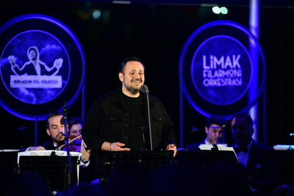 Zeki Müren şarkılarıyla ön yargı kırıldı, sıra çok sesli türkülerde - Resim : 2