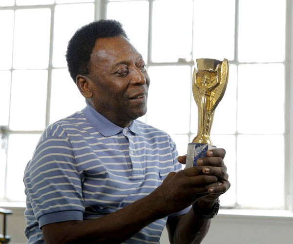 Efsane futbolcu Pele 82 yaşında hayata veda etti - Resim : 2