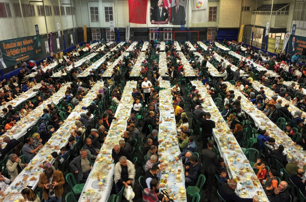 Kocasinan Belediyesi'nin iftarına 2 bin 500 kişi katıldı - Resim : 1