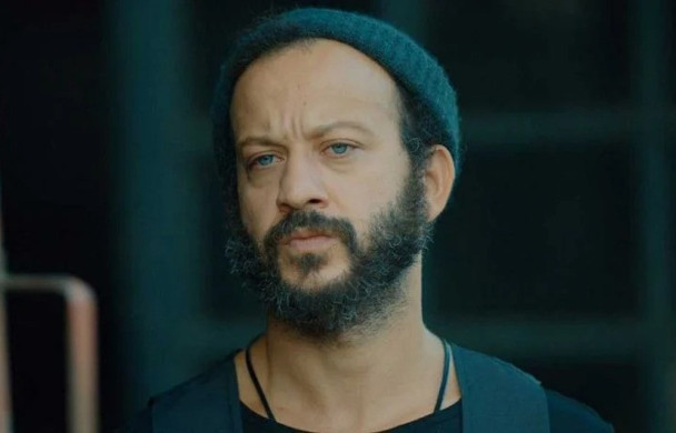 Halit Ergenç ve Rıza Kocaoğlu 'yalan tanıklık' iddiasıyla ifade verdi - Resim : 2