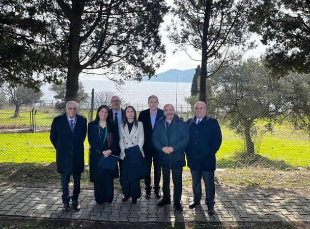 DEM Parti İmralı heyeti, teröristbaşı Öcalan'ın tarihi çağrısını açıkladı: 'PKK kendini feshetmeli' - Resim : 7